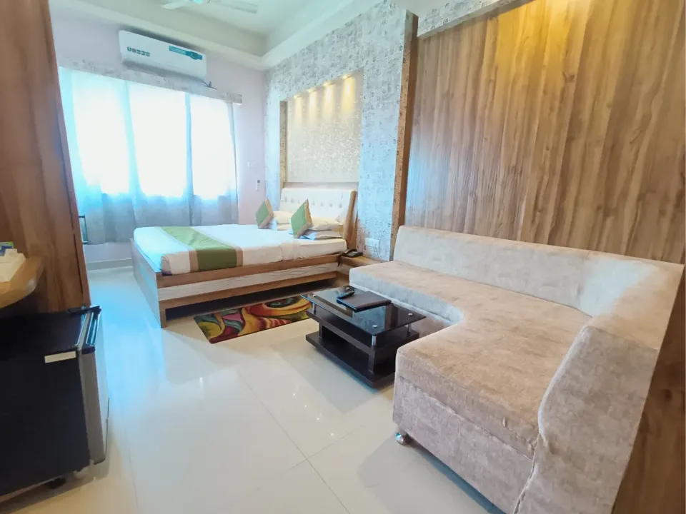 4c63d340-19fc-4ac1-90db-6143efd6c1b5